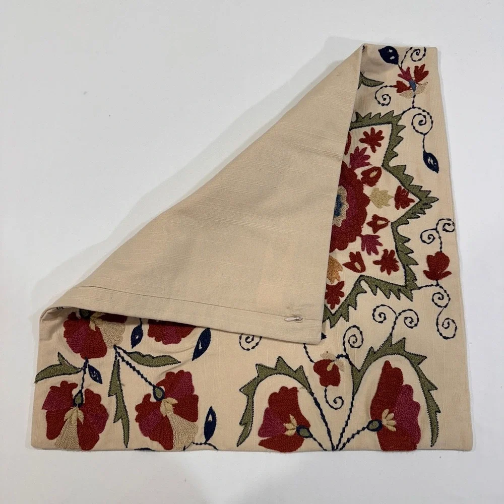 Pottery Barn Floral Crewel Embroidered Pillow Cover 20x20 Beige Multi Boho Decor